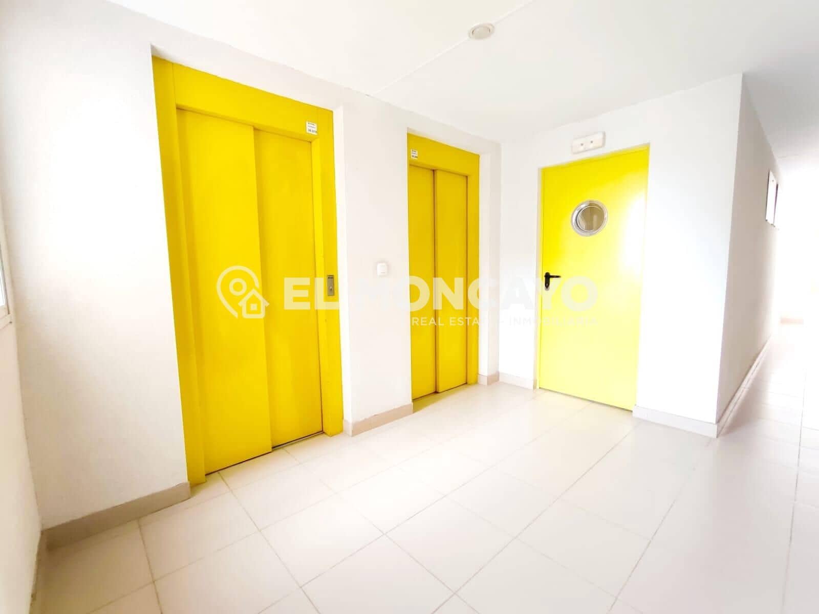 3 sypialnia Apartament na sprzedaż w Guardamar del Segura z basenem - 239 000 € (Ref: 9508810)