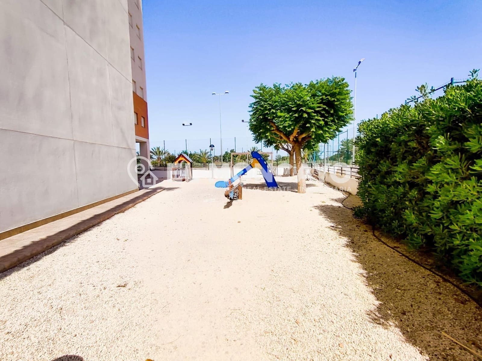 3 sypialnia Apartament na sprzedaż w Guardamar del Segura z basenem - 239 000 € (Ref: 9508810)