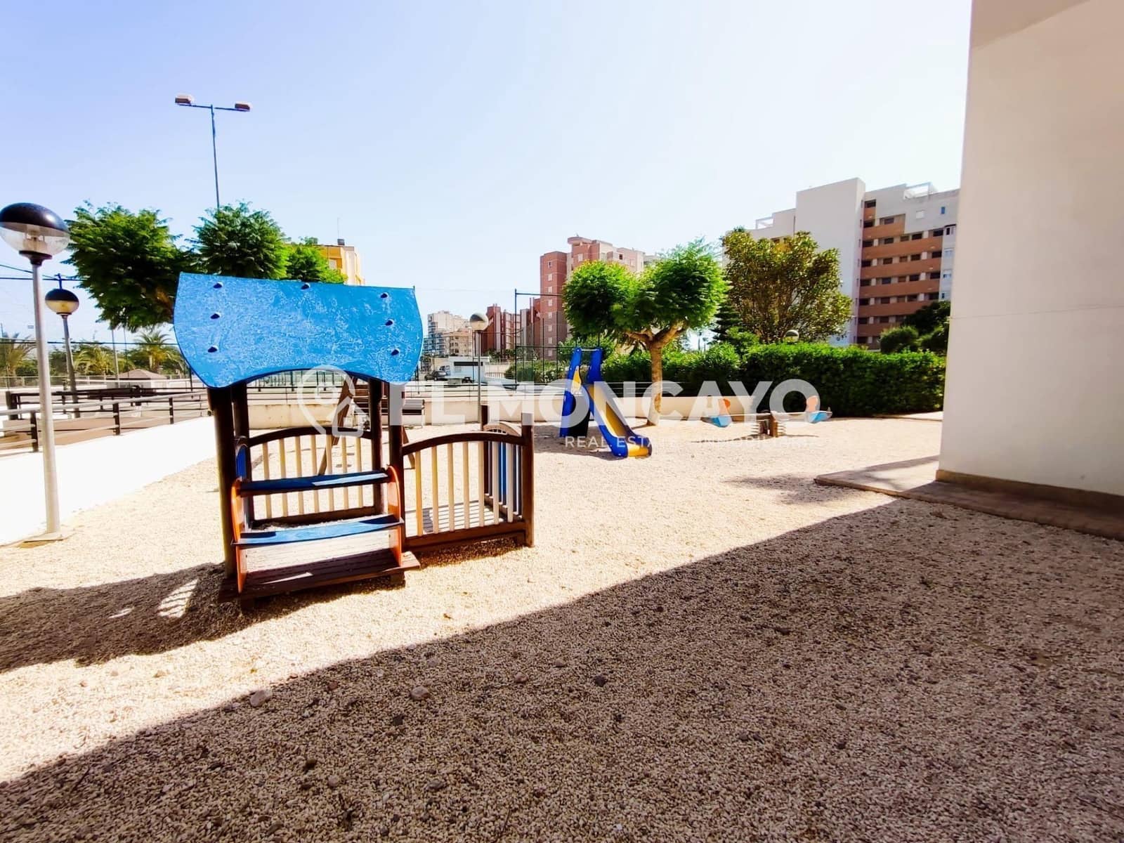 3 sypialnia Apartament na sprzedaż w Guardamar del Segura z basenem - 239 000 € (Ref: 9508810)