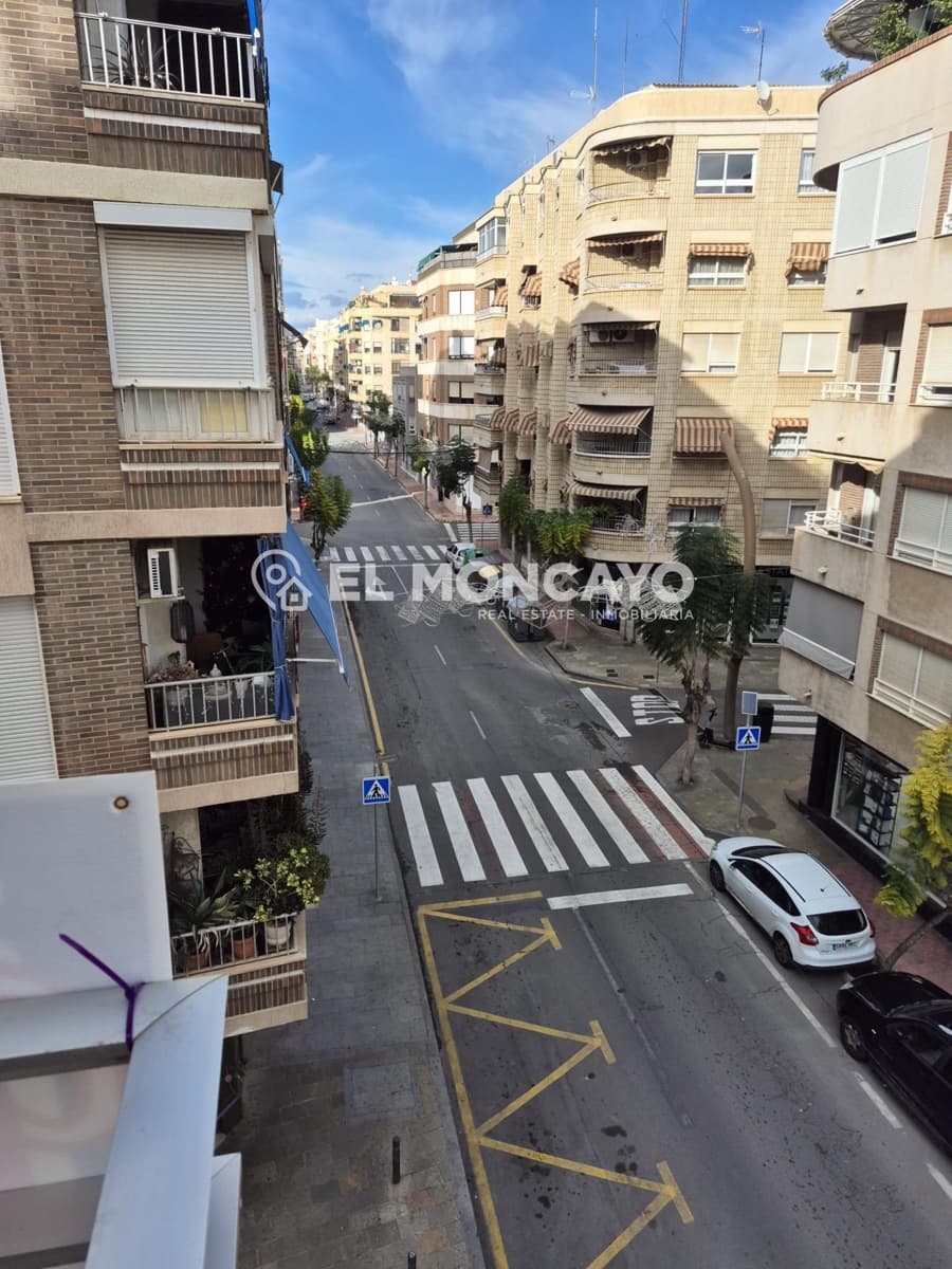 3 sovrum Lägenhet till salu i Torrevieja - 159 950 € (Ref: 9524235)