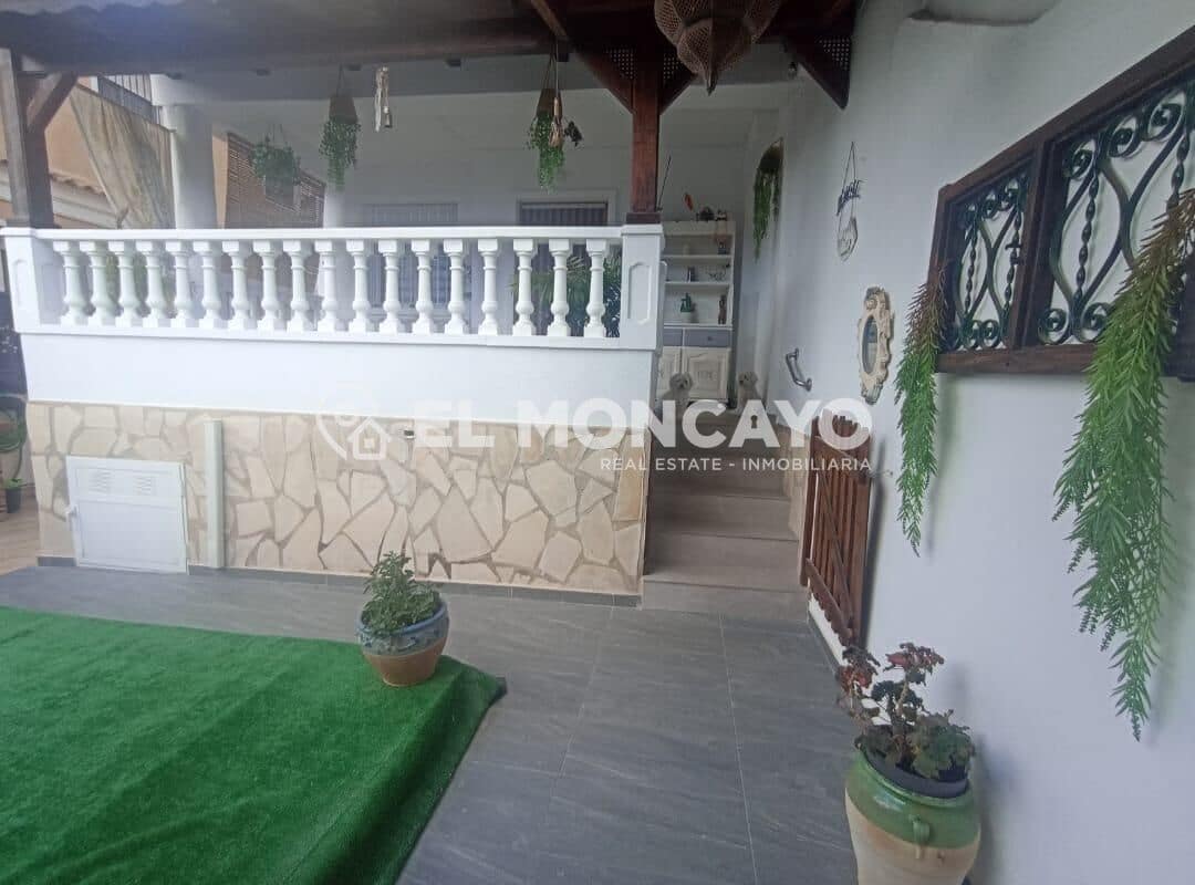 5 makuuhuone Rivitalo myytävänä paikassa Valverde mukana uima-altaan - 365 000 € (Ref: 9527618)