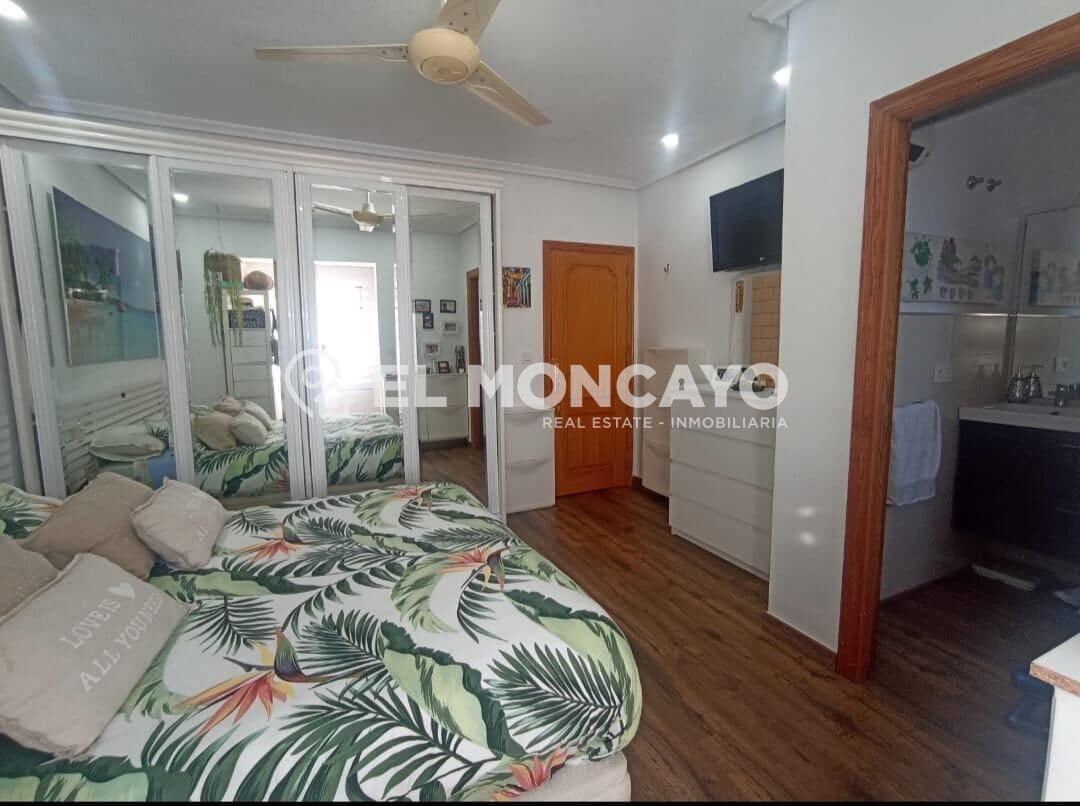 5 makuuhuone Rivitalo myytävänä paikassa Valverde mukana uima-altaan - 365 000 € (Ref: 9527618)