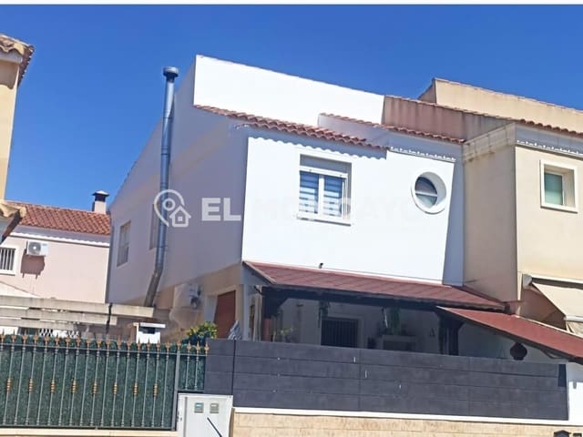 5 makuuhuone Rivitalo myytävänä paikassa Valverde, Elche / Elx mukana uima-altaan - 365 000 € (Ref: 9527618)