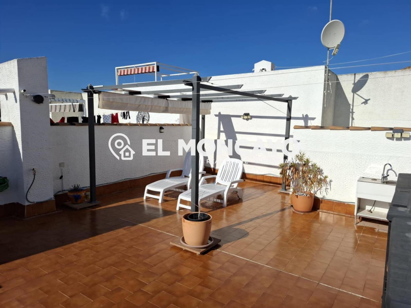 2 soveværelse Bungalow til salg i Los Montesinos med swimmingpool garage - € 139.900 (Ref: 9535860)