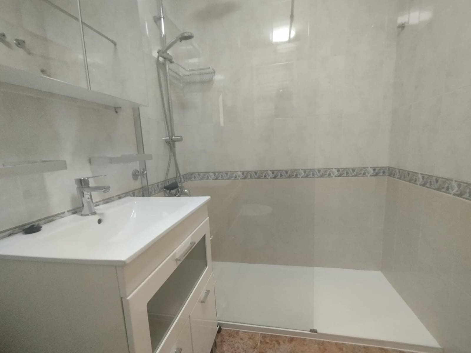 2 soveværelse Bungalow til salg i Los Montesinos med swimmingpool garage - € 139.900 (Ref: 9535860)