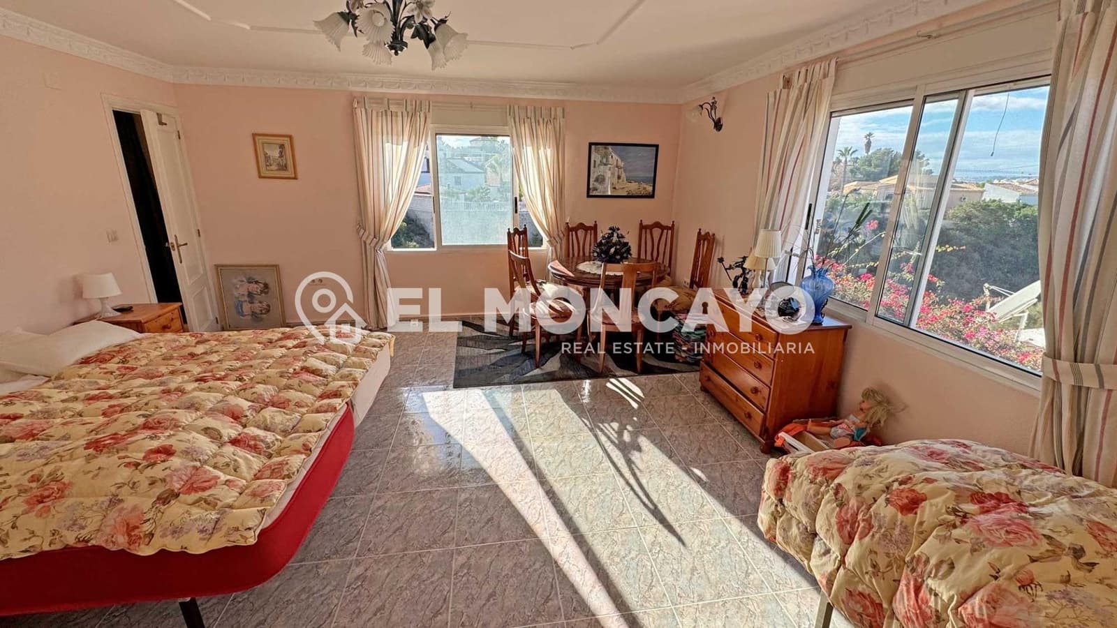 4 sypialnia Willa na sprzedaż w San Fulgencio z basenem garażem - 510 000 € (Ref: 9548124)