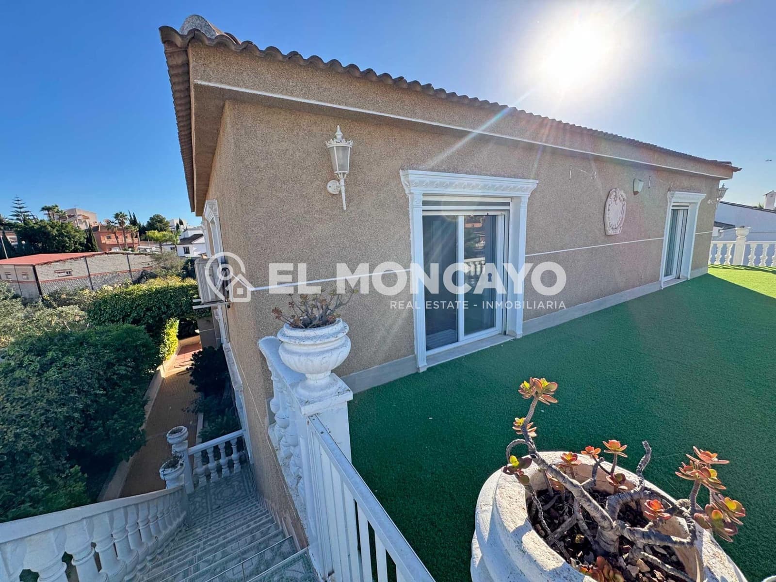 4 sypialnia Willa na sprzedaż w San Fulgencio z basenem garażem - 510 000 € (Ref: 9548124)