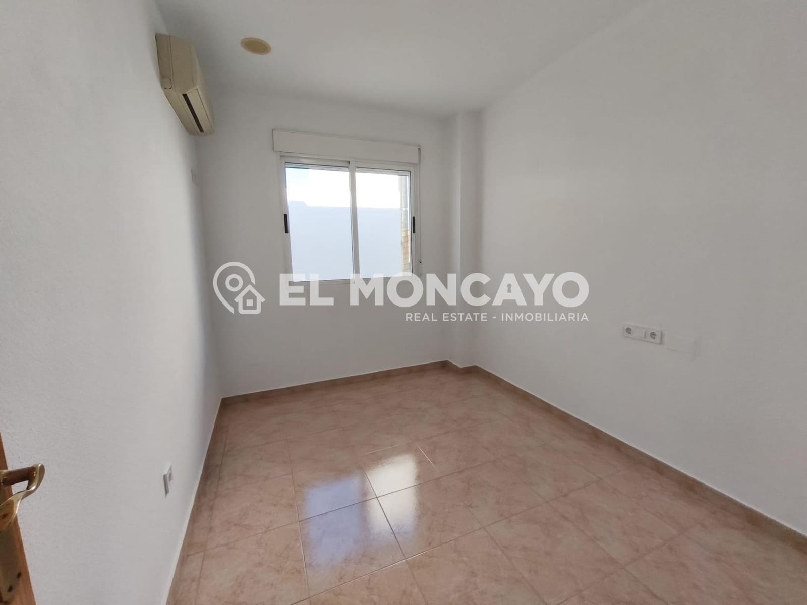 4 sypialnia Dom szeregowy na sprzedaż w Benejuzar z garażem - 165 000 € (Ref: 9555661)