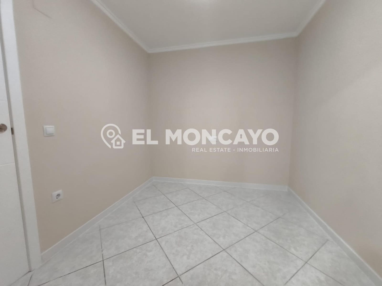 2 sypialnia Bungalow na sprzedaż w Torrevieja - 119 000 € (Ref: 9557859)