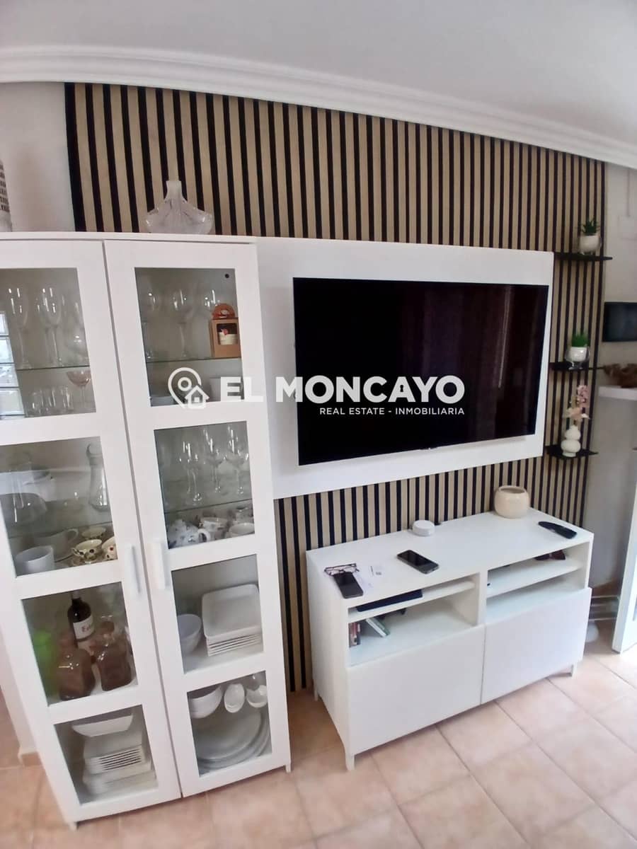 2 makuuhuone Rivitalo myytävänä paikassa Guardamar del Segura mukana uima-altaan - 189 900 € (Ref: 9565092)