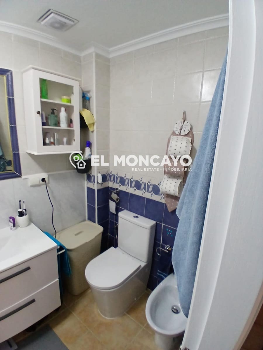 2 makuuhuone Rivitalo myytävänä paikassa Guardamar del Segura mukana uima-altaan - 189 900 € (Ref: 9565092)