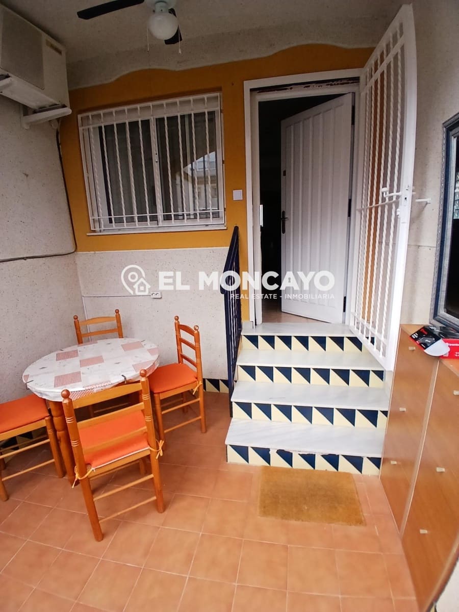 2 makuuhuone Rivitalo myytävänä paikassa Guardamar del Segura mukana uima-altaan - 189 900 € (Ref: 9565092)