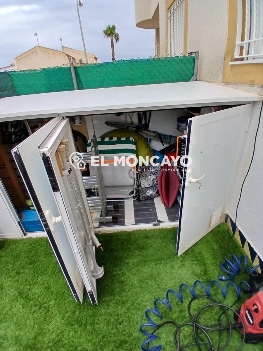 2 makuuhuone Rivitalo myytävänä paikassa Guardamar del Segura mukana uima-altaan - 189 900 € (Ref: 9565092)