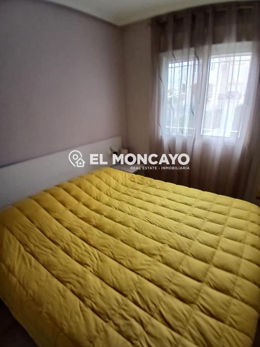 2 makuuhuone Rivitalo myytävänä paikassa Guardamar del Segura mukana uima-altaan - 189 900 € (Ref: 9565092)