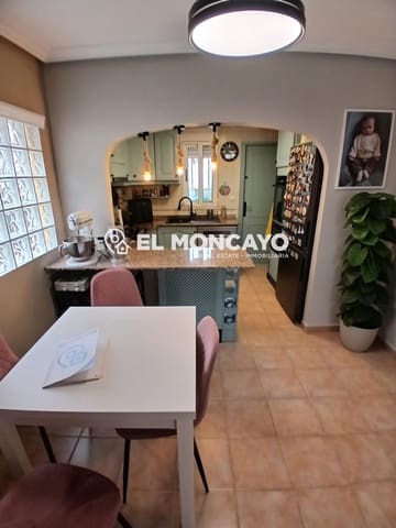 2 makuuhuone Rivitalo myytävänä paikassa Guardamar del Segura mukana uima-altaan - 189 900 € (Ref: 9565092)