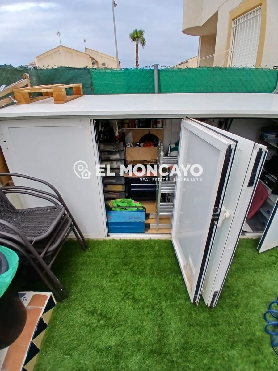 2 makuuhuone Rivitalo myytävänä paikassa Guardamar del Segura mukana uima-altaan - 189 900 € (Ref: 9565092)