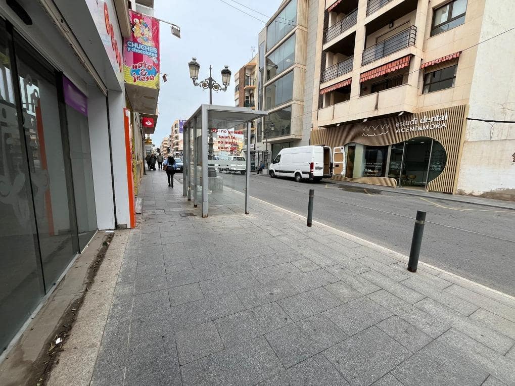 Erhverv til leje i Guardamar del Segura - € 750 (Ref: 9565093)