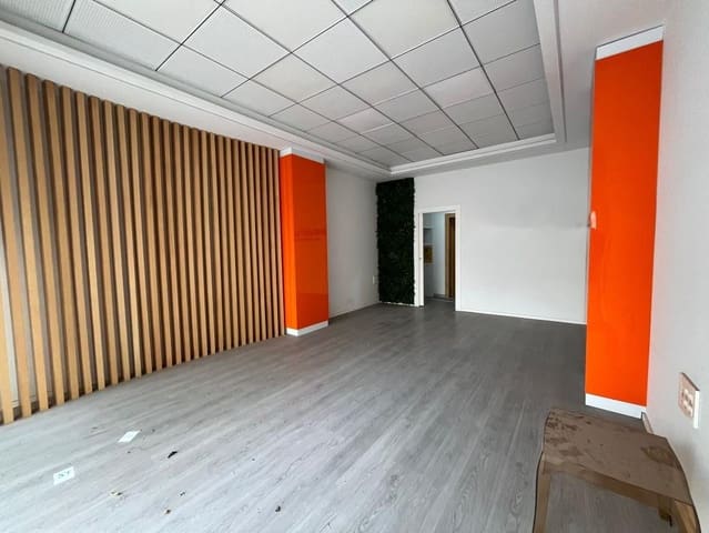Erhverv til leje i Guardamar del Segura - € 750 (Ref: 9565093)