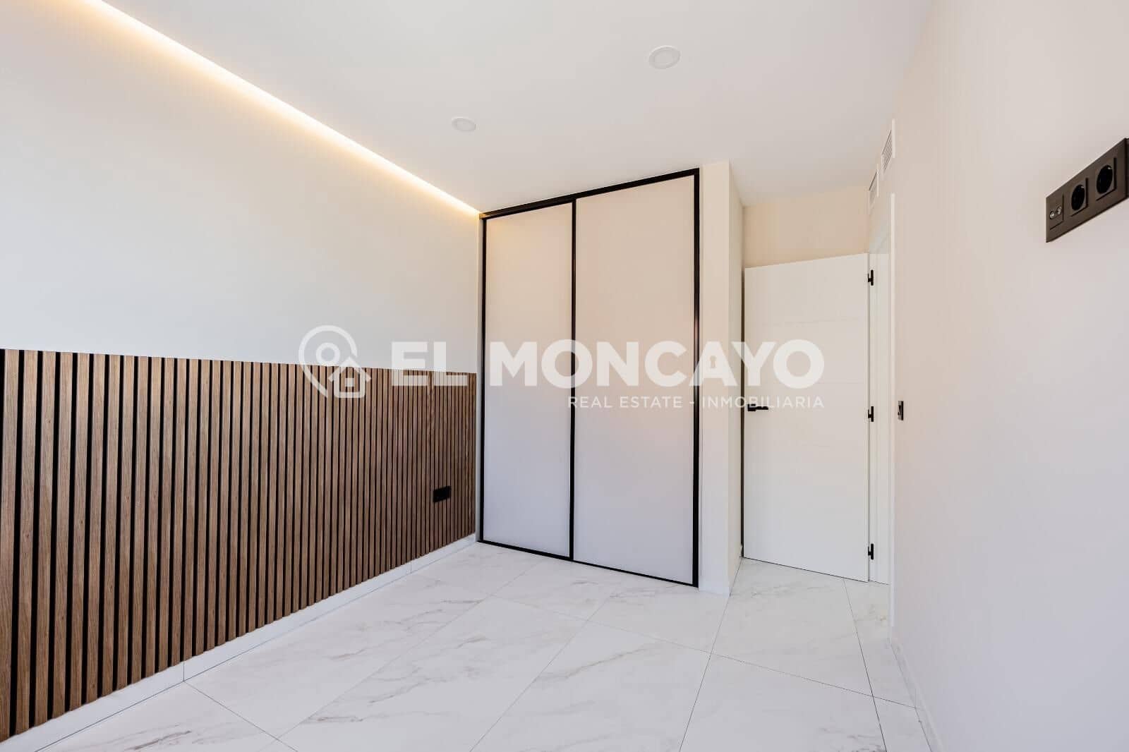 3 slaapkamer Villa te koop in La Marquesa met zwembad garage - € 499.000 (Ref: 9565094)