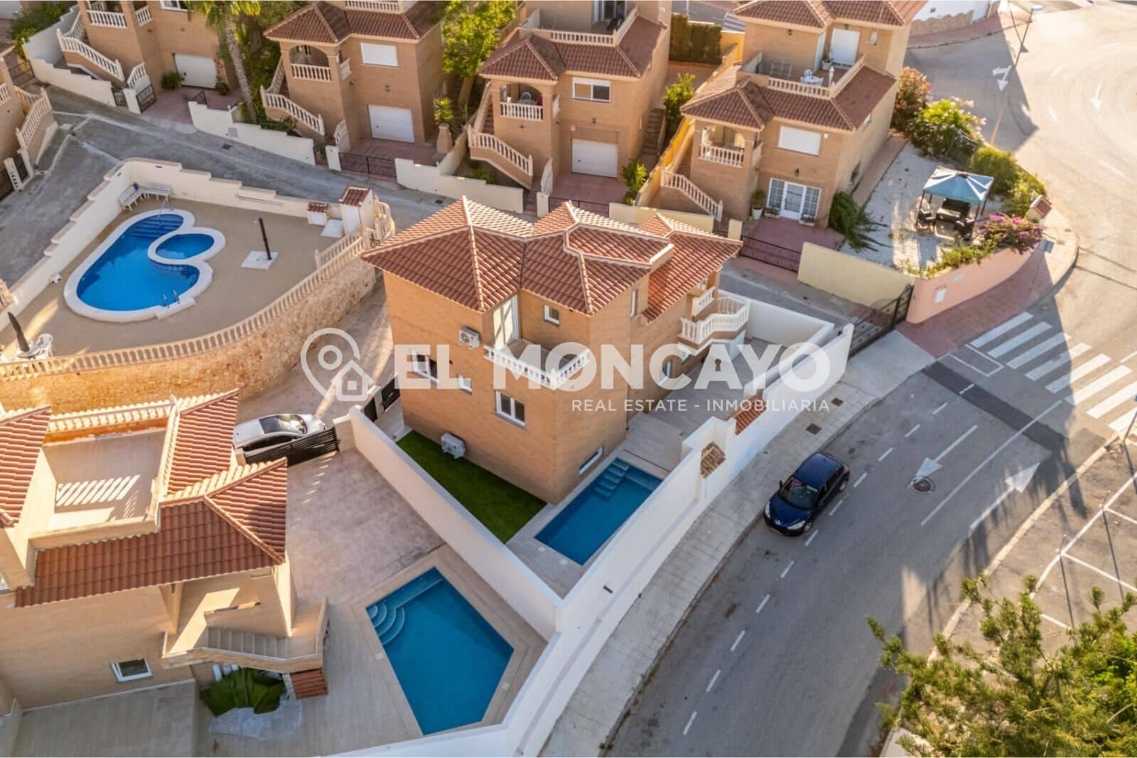 3 slaapkamer Villa te koop in La Marquesa met zwembad garage - € 499.000 (Ref: 9565094)