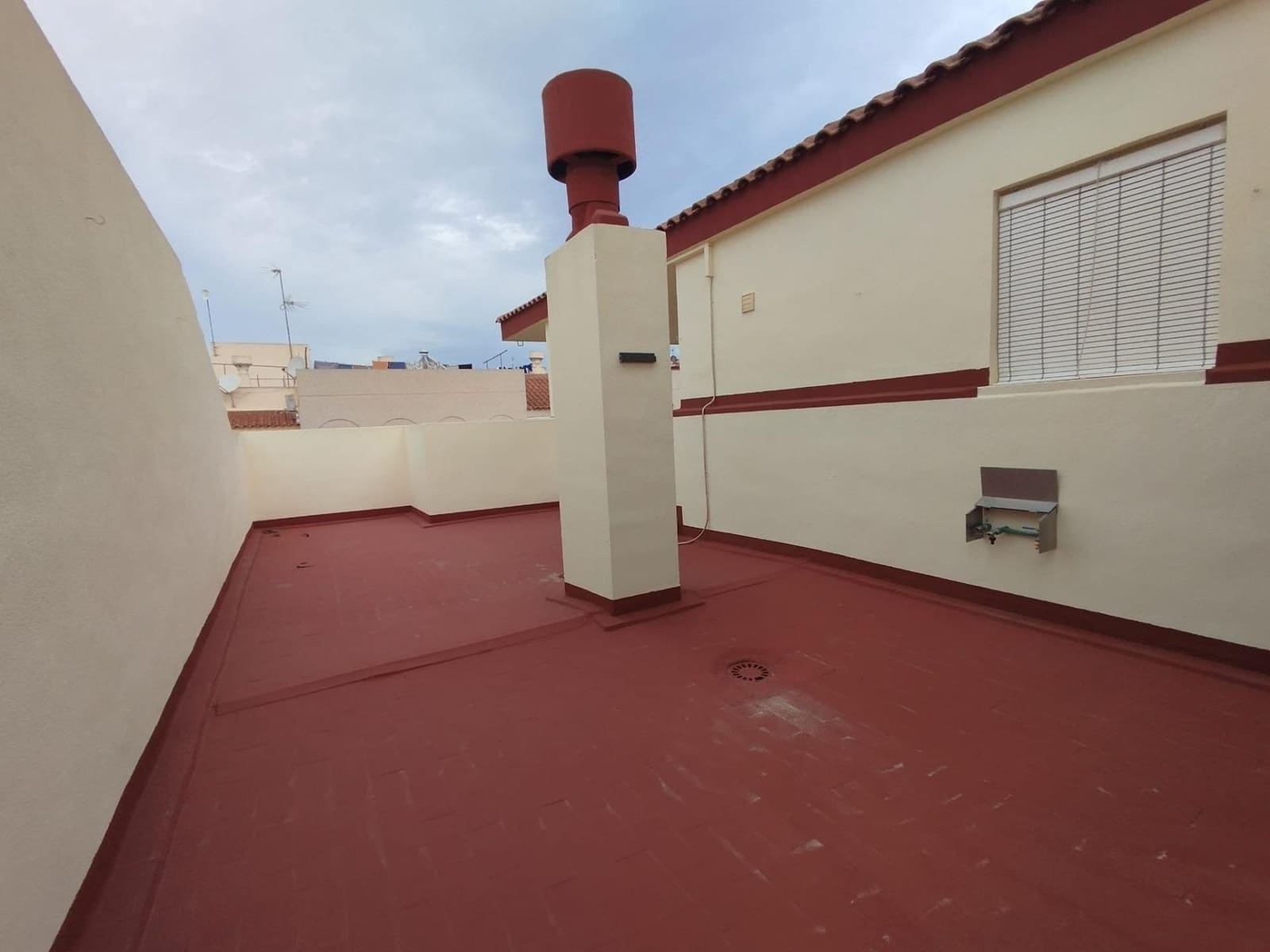 Ático de 1 habitación en Guardamar del Segura en venta - 115.000 € (Ref: 9568495)