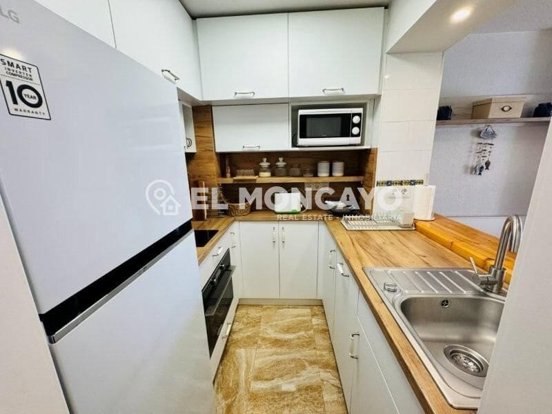 2 makuuhuone Huoneisto myytävänä paikassa Torrevieja - 189 000 € (Ref: 9568496)