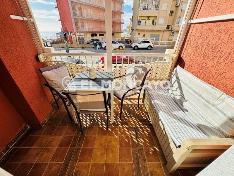 2 makuuhuone Huoneisto myytävänä paikassa Torrevieja - 189 000 € (Ref: 9568496)