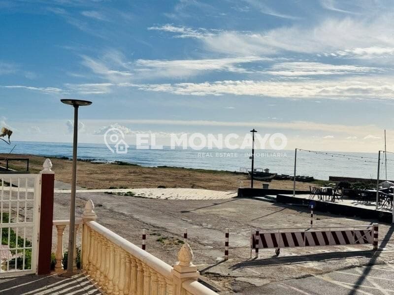 2 makuuhuone Huoneisto myytävänä paikassa Torrevieja - 189 000 € (Ref: 9568496)
