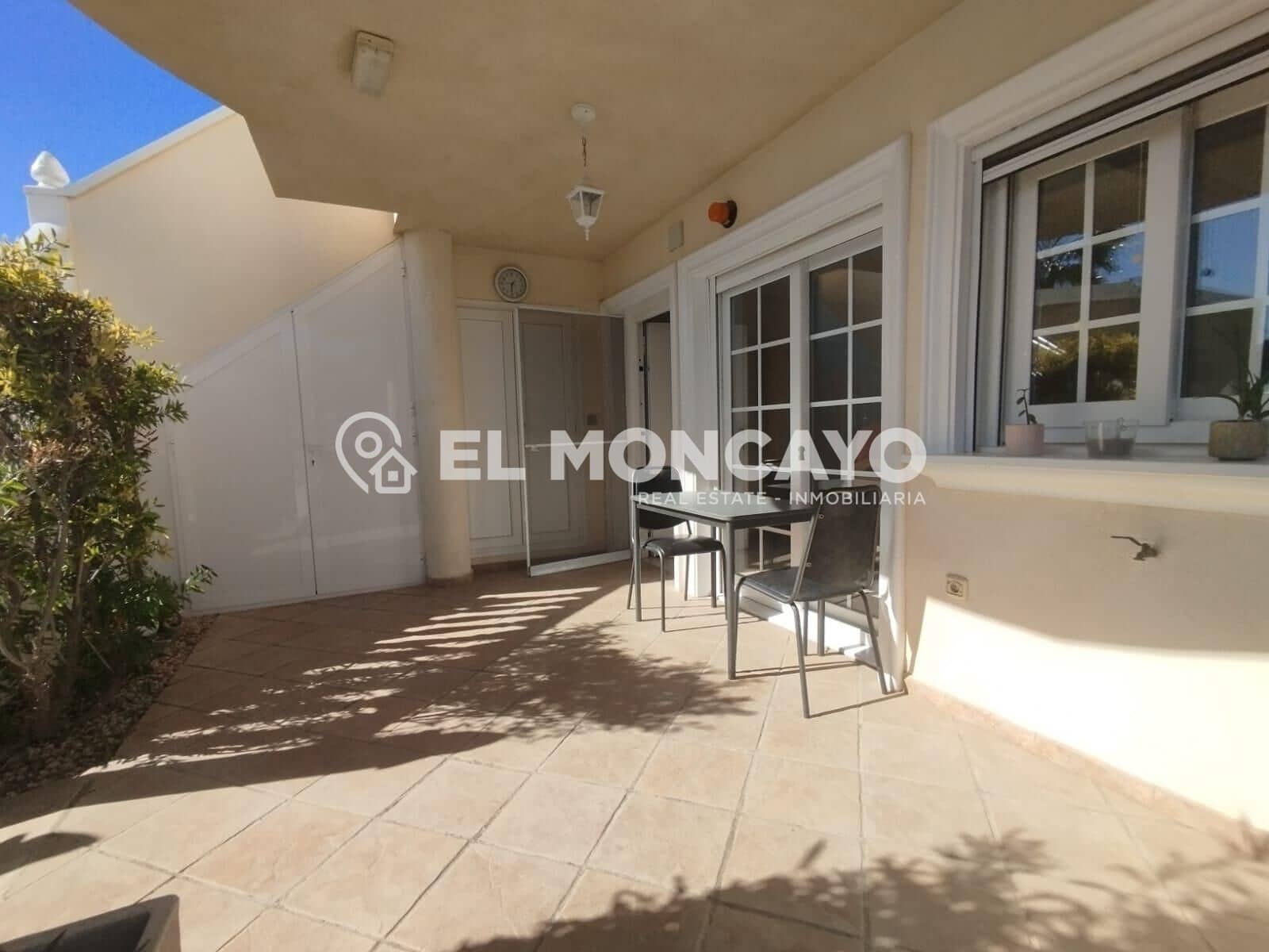 2 sovrum Bungalow till salu i Guardamar del Segura med pool - 175 000 € (Ref: 9574563)