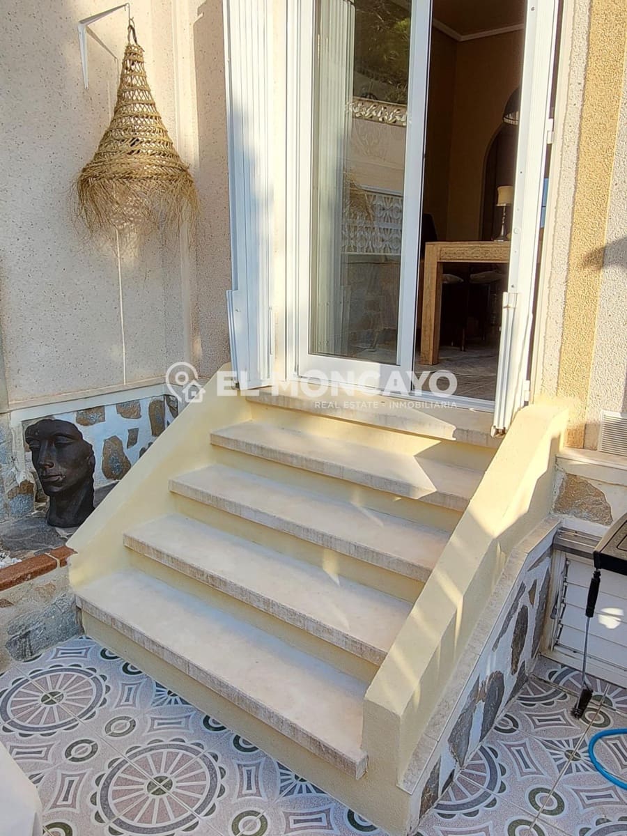 3 makuuhuone Rivitalo myytävänä paikassa Dona Pepa mukana uima-altaan 
autotalli - 259 000 € (Ref: 9583467)