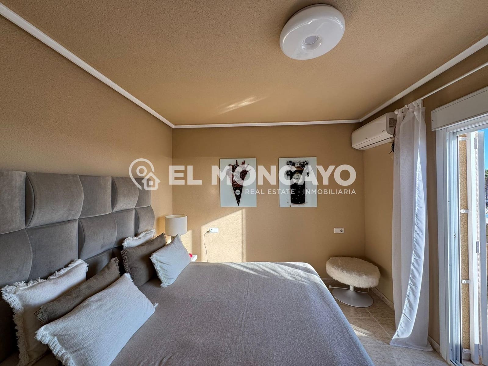 3 makuuhuone Rivitalo myytävänä paikassa Dona Pepa mukana uima-altaan 
autotalli - 259 000 € (Ref: 9583467)