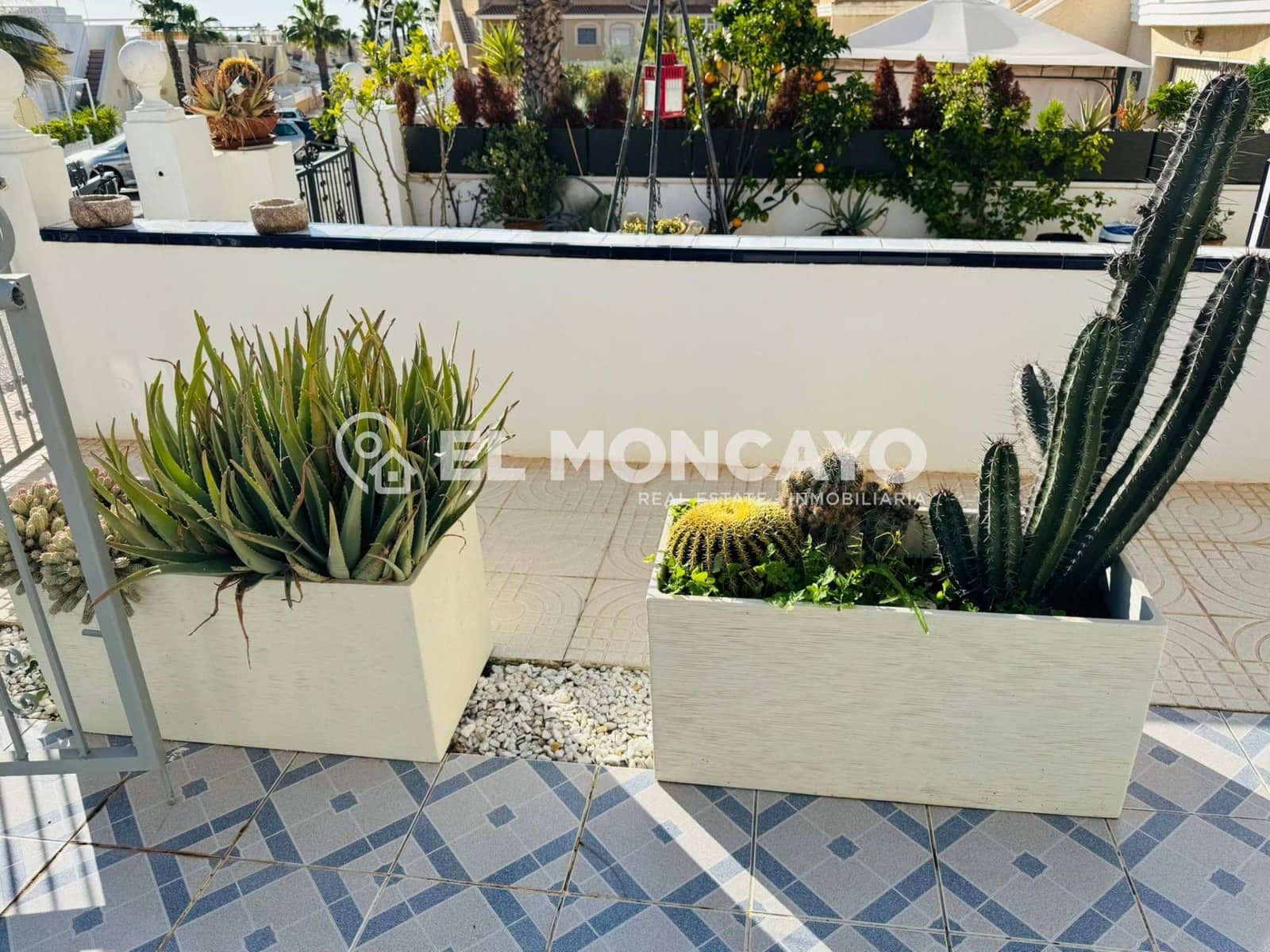 3 makuuhuone Rivitalo myytävänä paikassa Dona Pepa mukana uima-altaan 
autotalli - 259 000 € (Ref: 9583467)