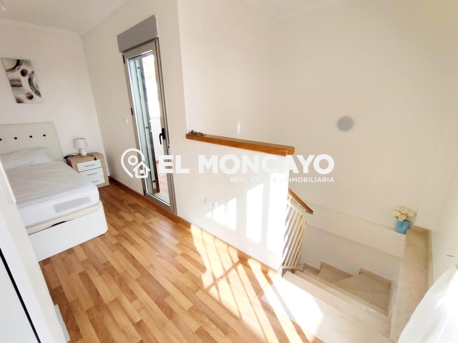 3 sovrum Radhus till salu i Guardamar del Segura med pool garage - 287 000 € (Ref: 9583468)