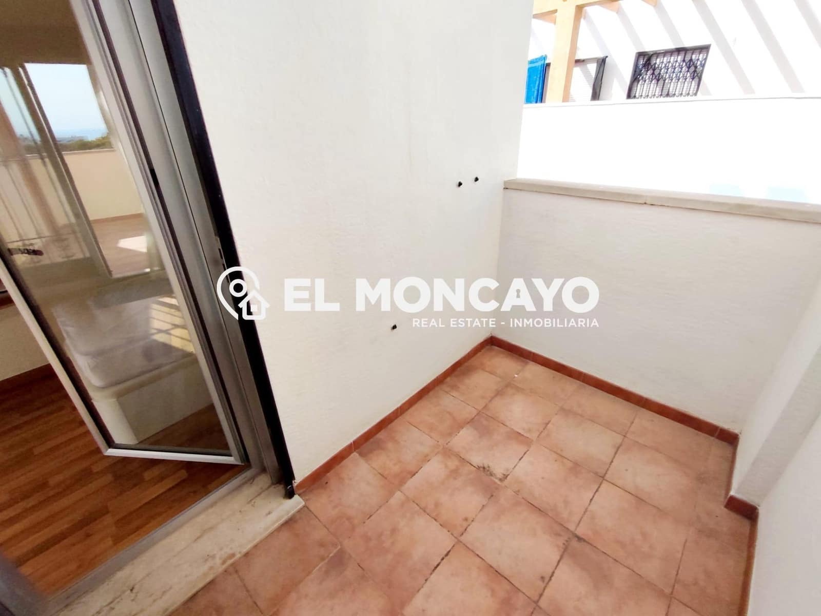 3 sovrum Radhus till salu i Guardamar del Segura med pool garage - 287 000 € (Ref: 9583468)