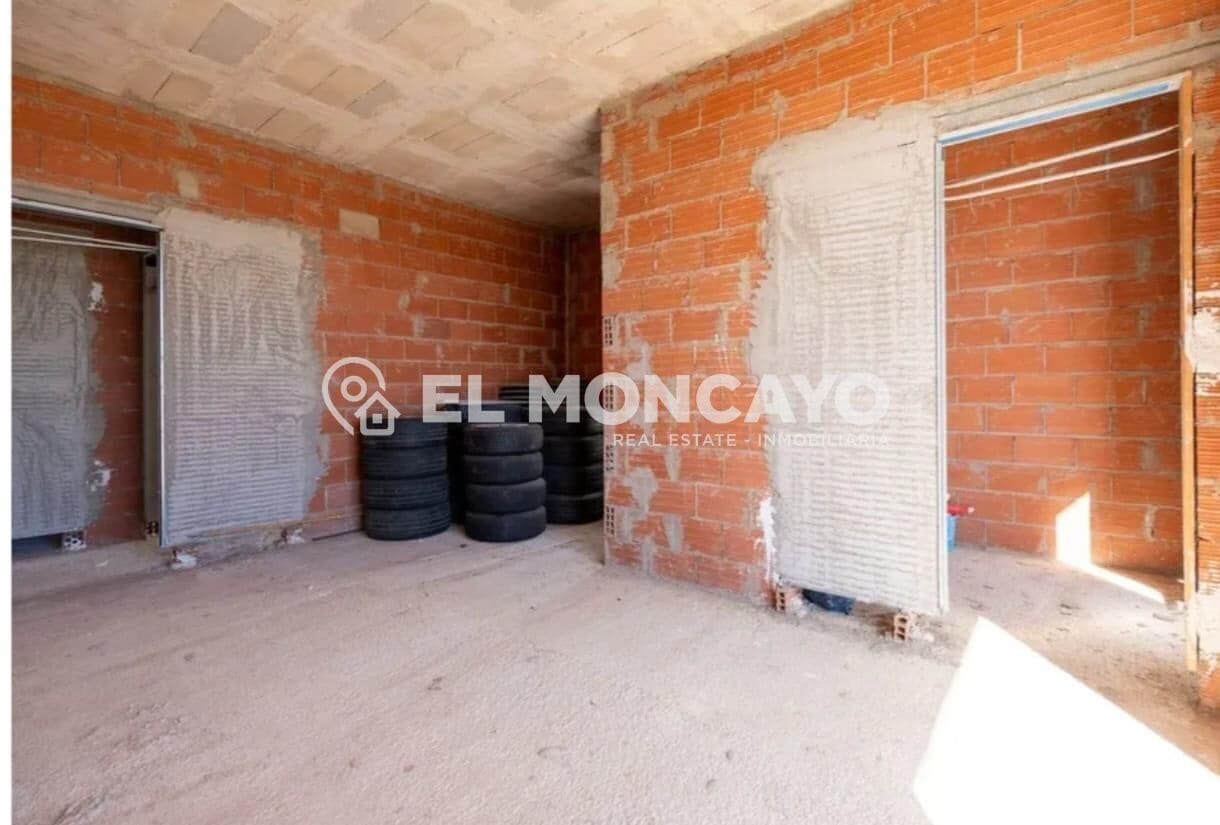 Chalet de 4 habitaciones en Orihuela en venta con garaje - 439.900 € (Ref: 9586366)