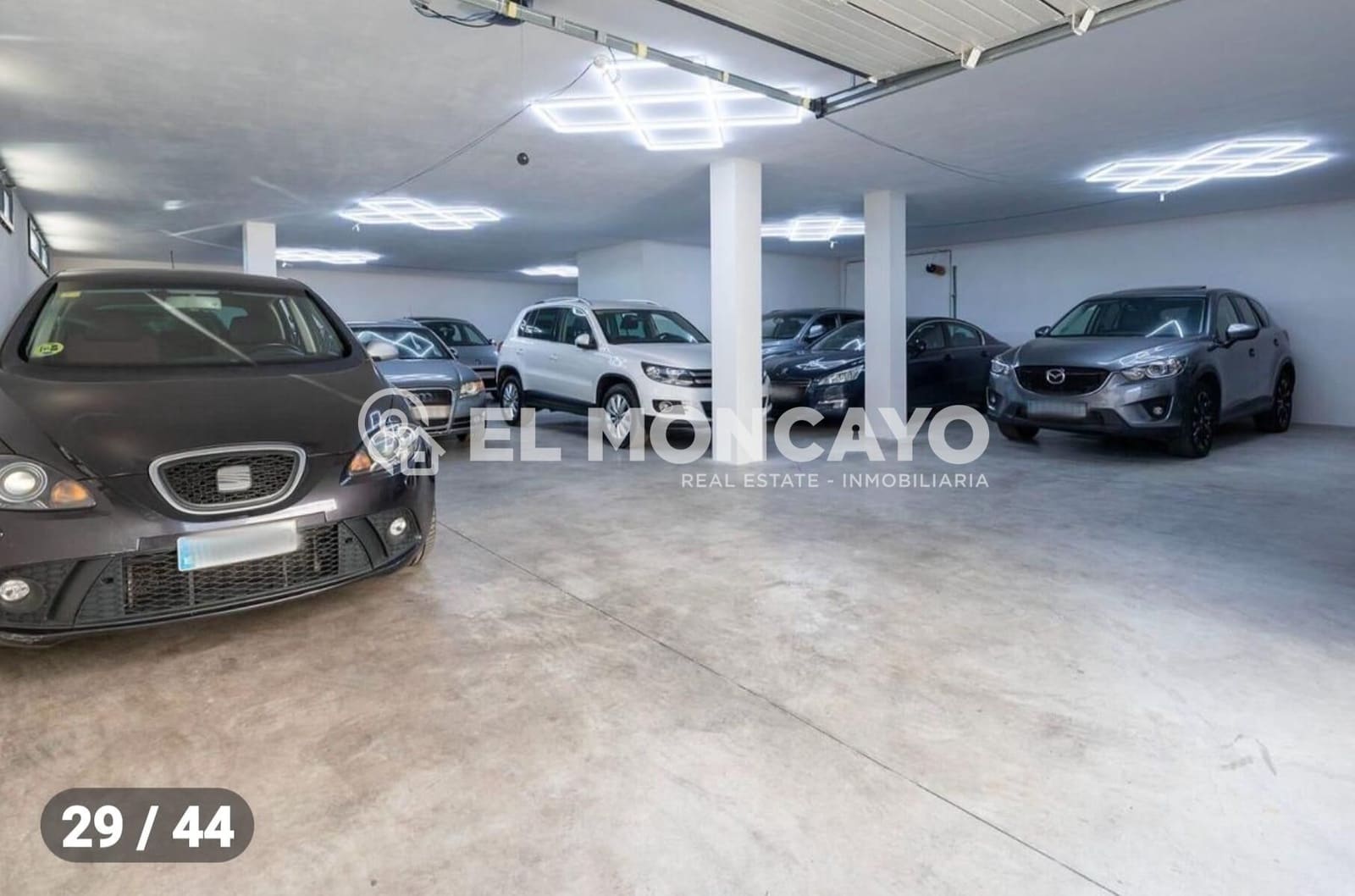 Chalet de 4 habitaciones en Orihuela en venta con garaje - 439.900 € (Ref: 9586366)