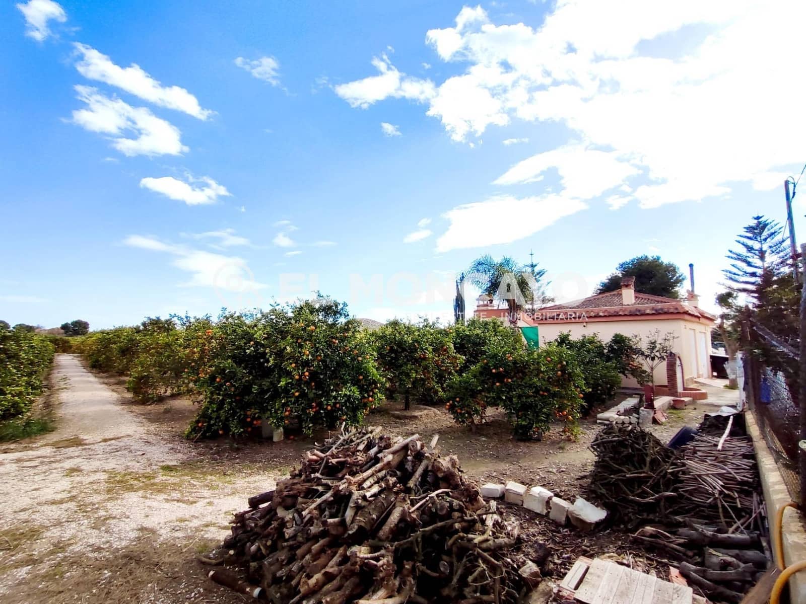 2 bedroom Finca/Country House for sale in Rojales with garage - € 255,000 (Ref: 9586367)