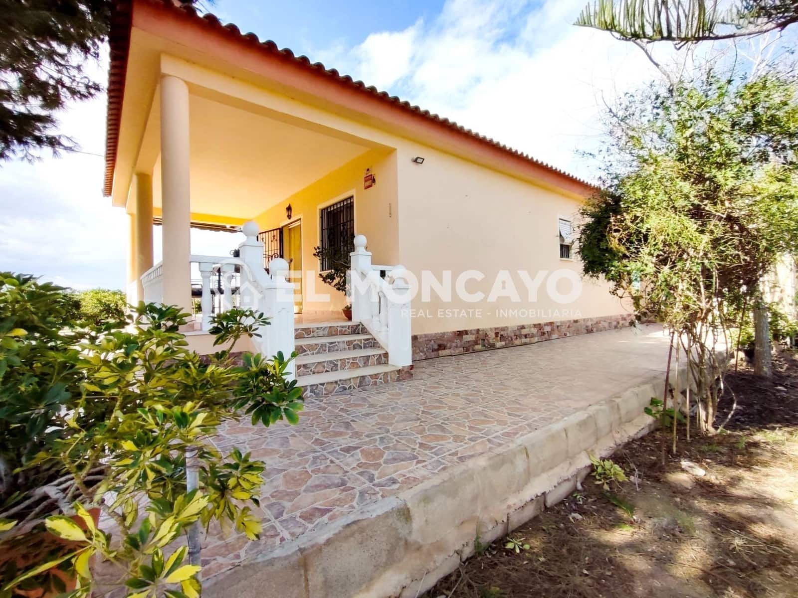 2 bedroom Finca/Country House for sale in Rojales with garage - € 255,000 (Ref: 9586367)