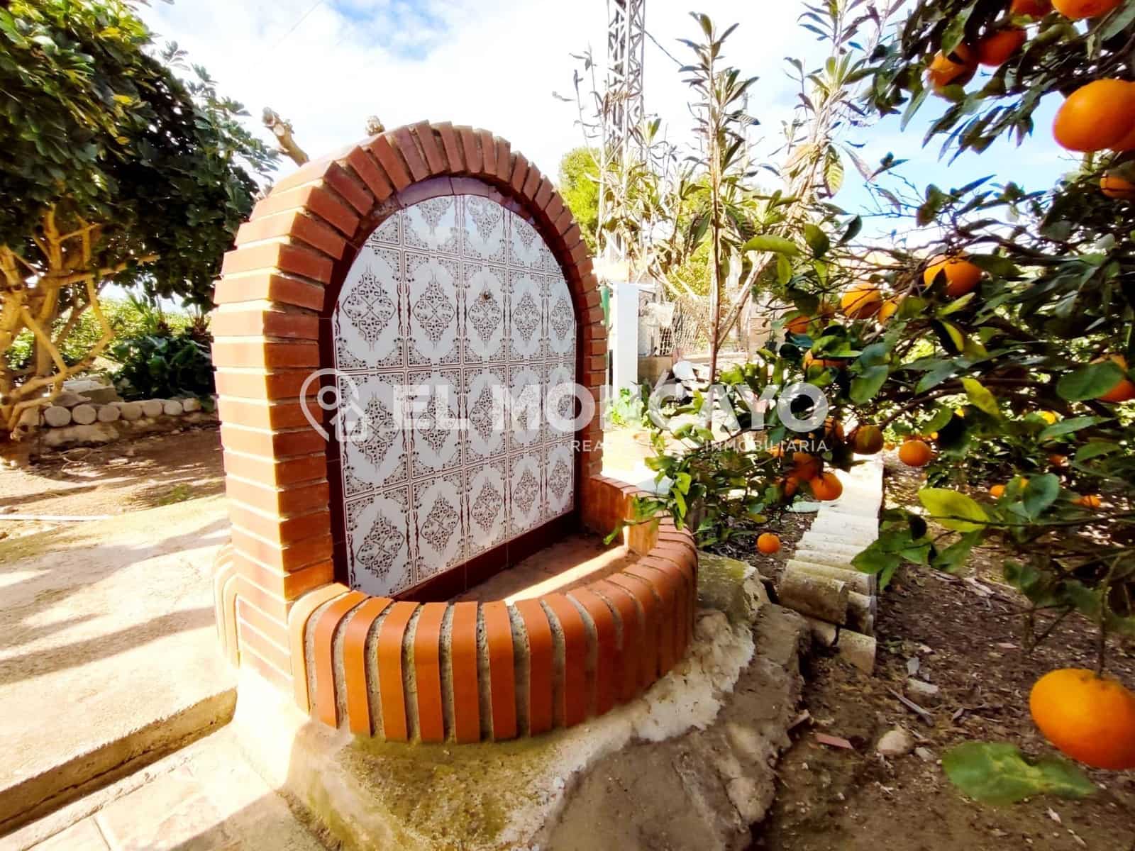 2 bedroom Finca/Country House for sale in Rojales with garage - € 255,000 (Ref: 9586367)