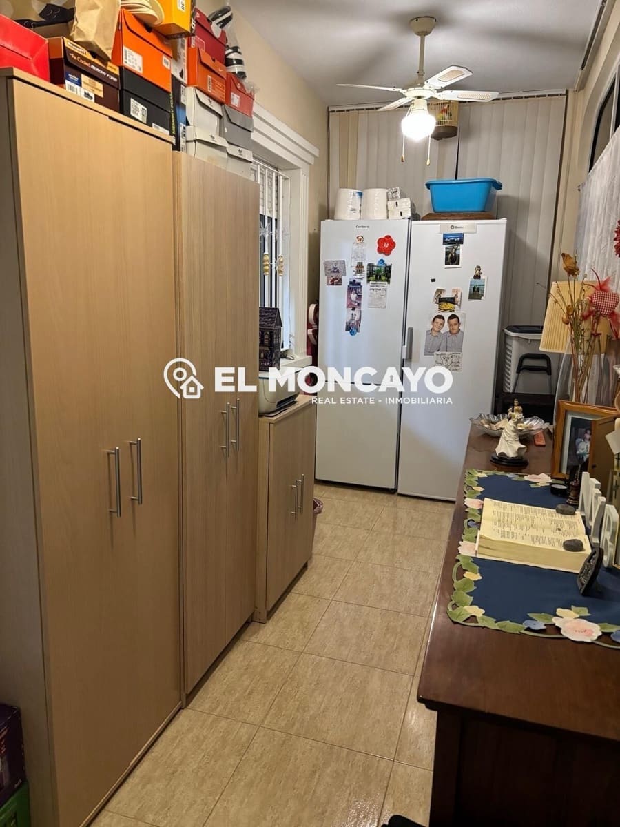 Chalet de 4 habitaciones en Cox en venta con piscina - 270.000 € (Ref: 9604913)