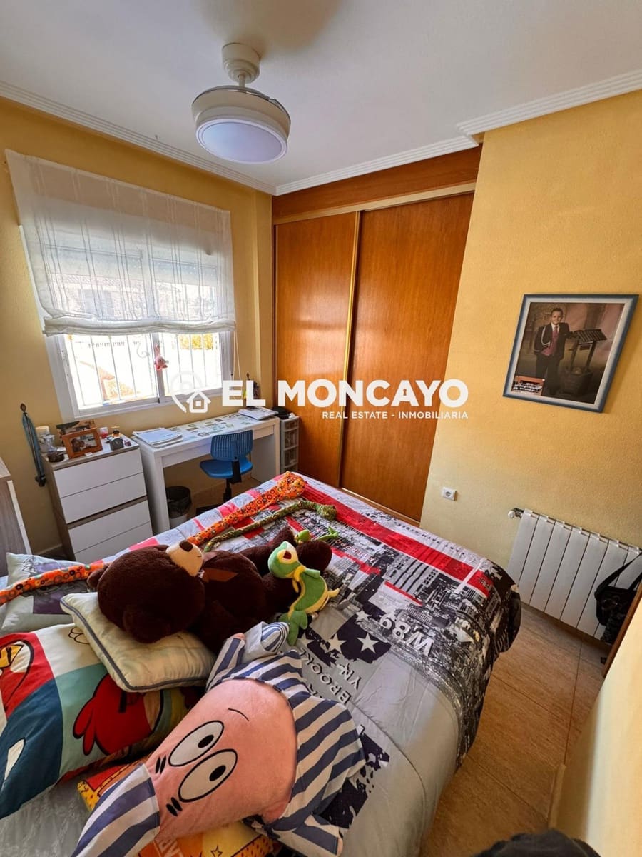 Chalet de 4 habitaciones en Cox en venta con piscina - 270.000 € (Ref: 9604913)