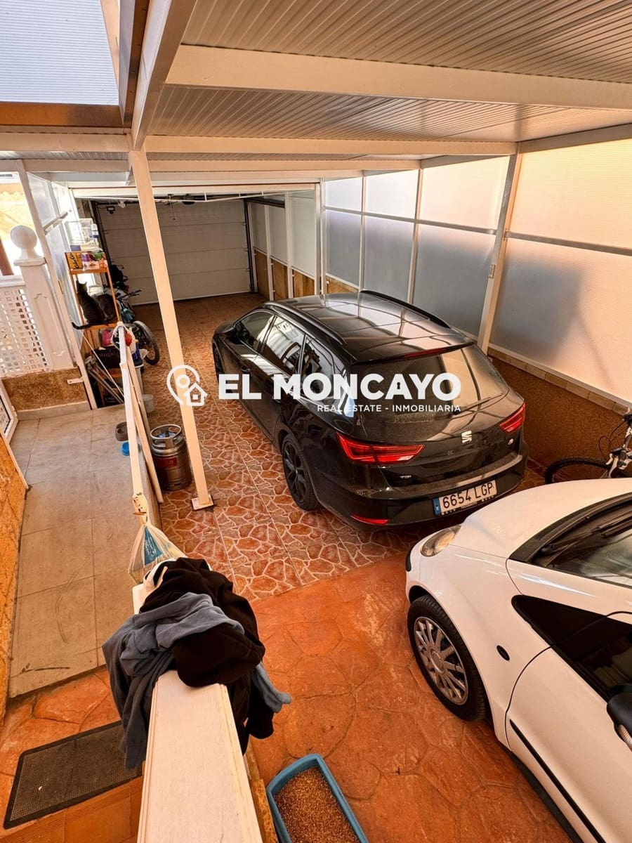 Chalet de 4 habitaciones en Cox en venta con piscina - 270.000 € (Ref: 9604913)