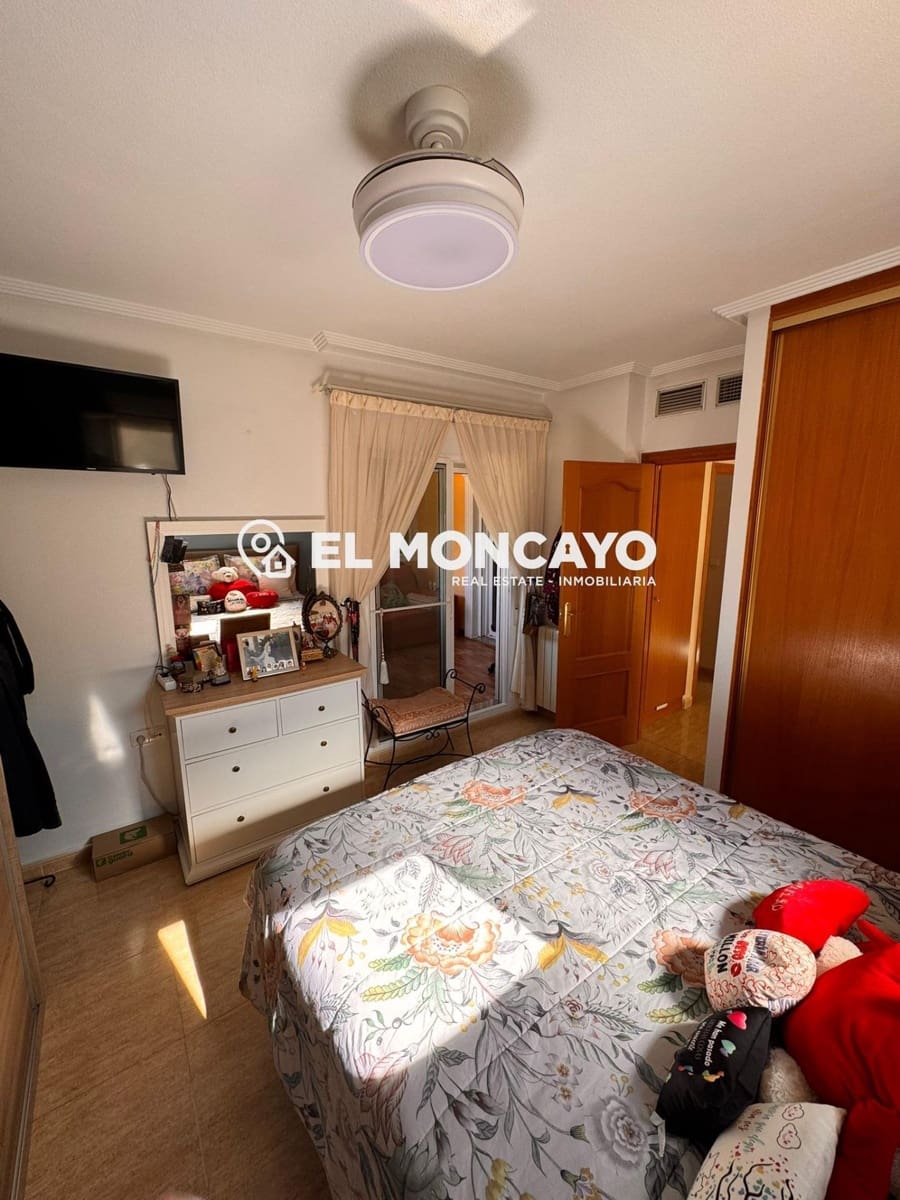 Chalet de 4 habitaciones en Cox en venta con piscina - 270.000 € (Ref: 9604913)