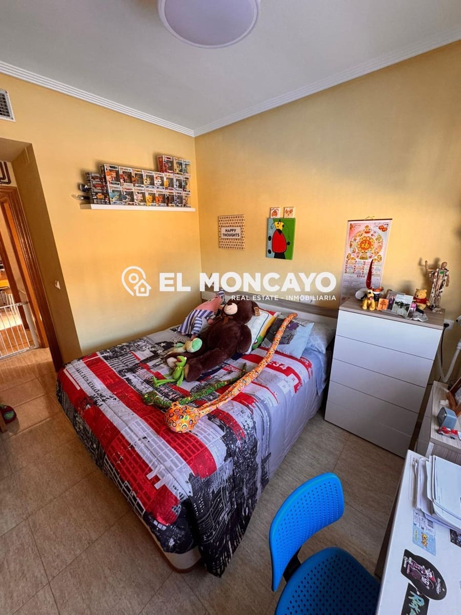 Chalet de 4 habitaciones en Cox en venta con piscina - 270.000 € (Ref: 9604913)