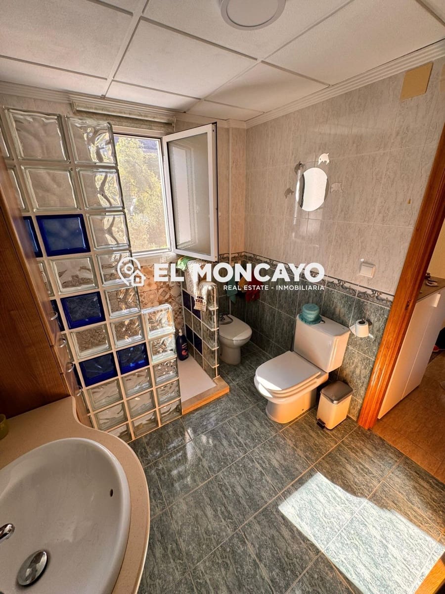 Chalet de 4 habitaciones en Cox en venta con piscina - 270.000 € (Ref: 9604913)