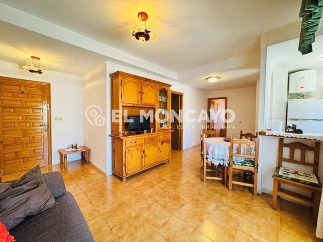 2 makuuhuone Huoneisto myytävänä paikassa Torrevieja mukana uima-altaan 
autotalli - 165 000 € (Ref: 9604914)