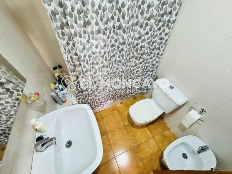 2 makuuhuone Huoneisto myytävänä paikassa Torrevieja mukana uima-altaan 
autotalli - 165 000 € (Ref: 9604914)