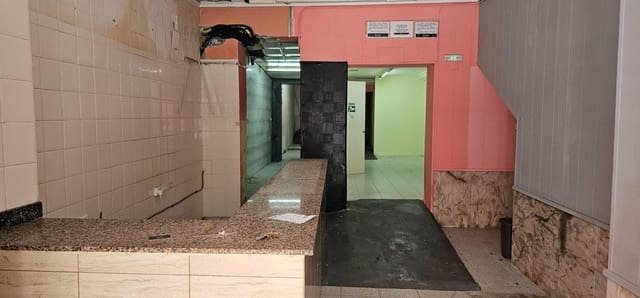3 chambre Local Commercial à vendre à Guardamar del Segura - 235 000 € (Ref: 9607996)