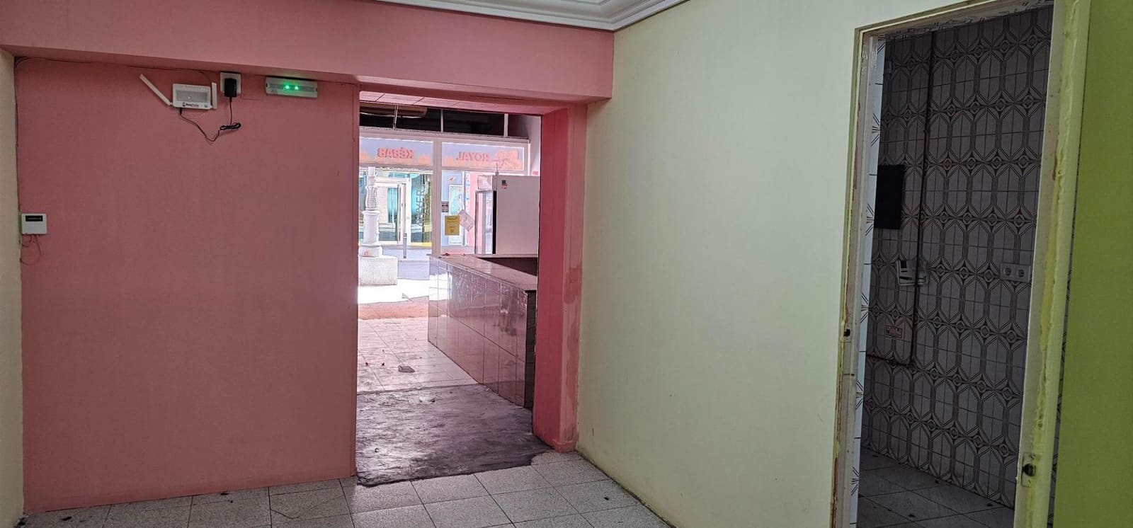 3 chambre Local Commercial à vendre à Guardamar del Segura - 235 000 € (Ref: 9607996)