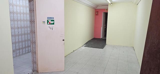 3 chambre Local Commercial à vendre à Guardamar del Segura - 235 000 € (Ref: 9607996)